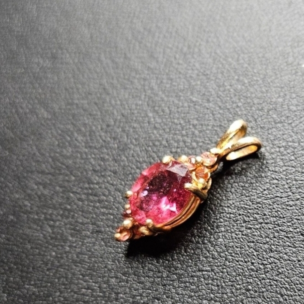 Elegant Gold and Pink Pendant